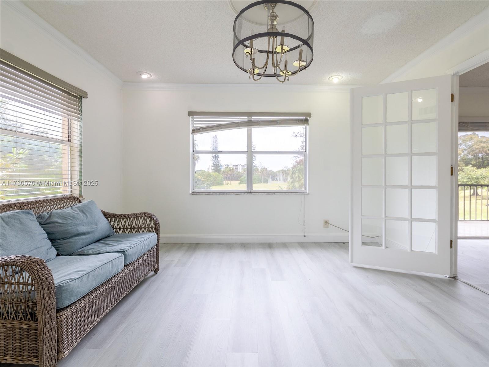 INVERRARY COUNTRY CLUB - Residential