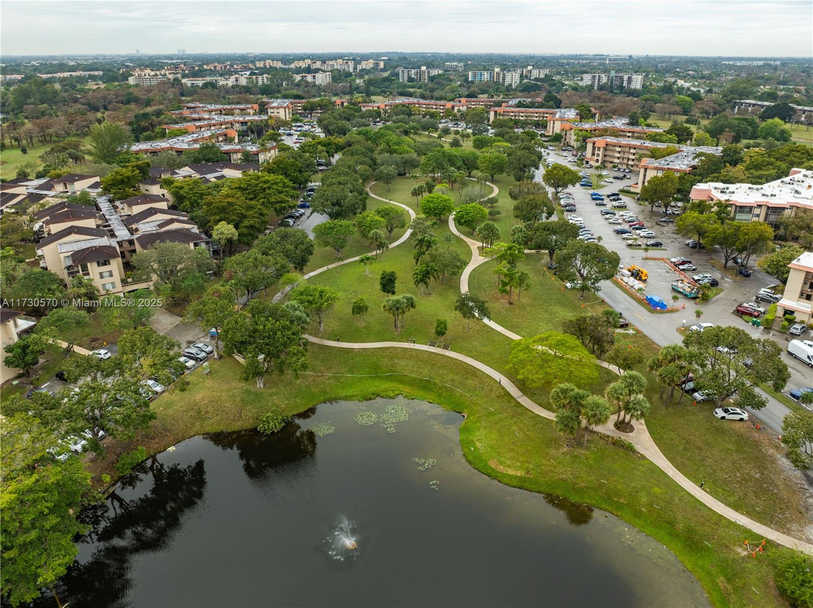 INVERRARY COUNTRY CLUB - Residential