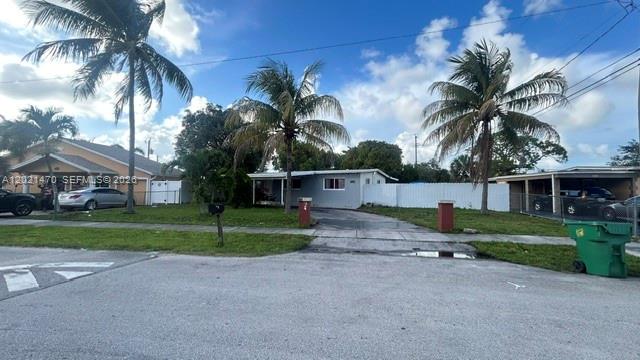 BROWARD MANOR - Residential