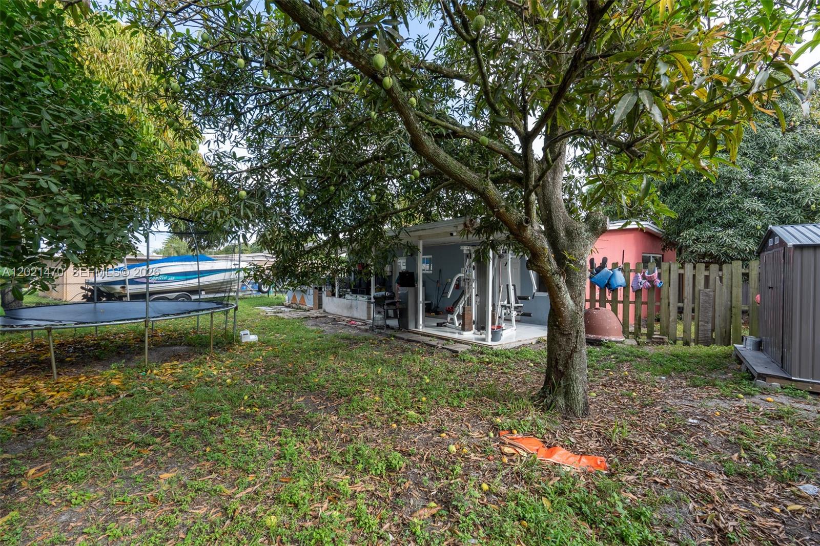 BROWARD MANOR - Residential