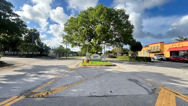BROWARD MANOR - Residential