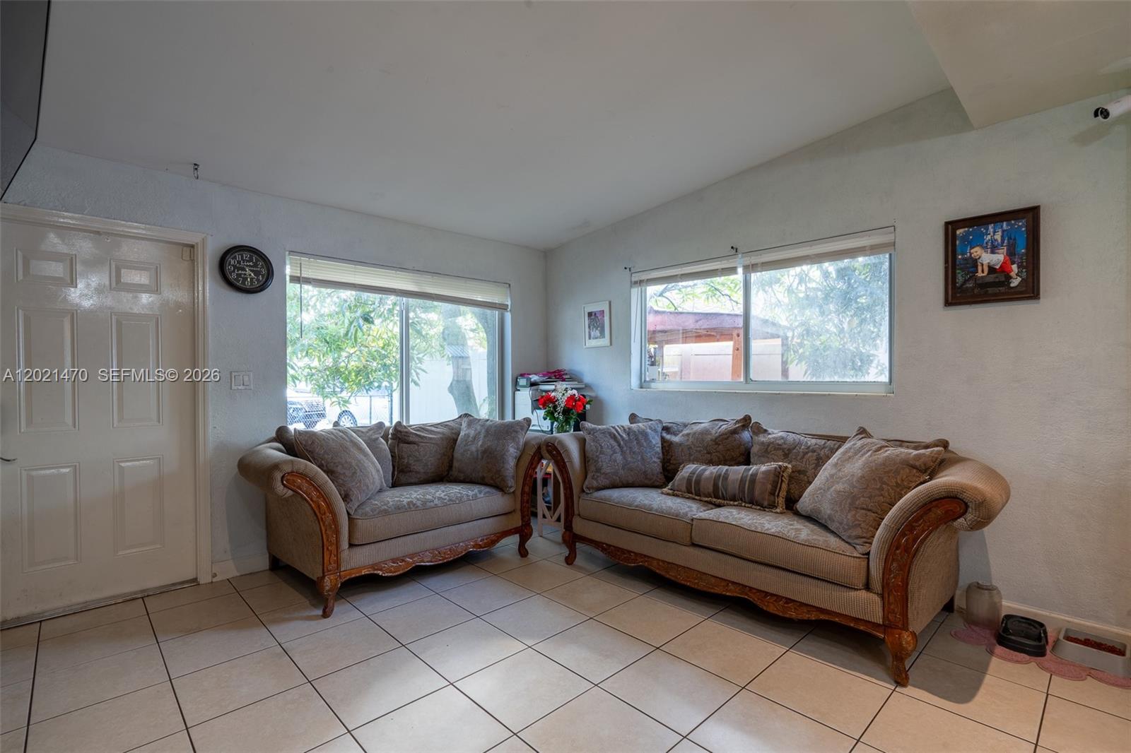 BROWARD MANOR - Residential