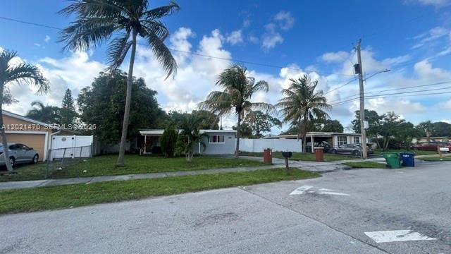 BROWARD MANOR - Residential
