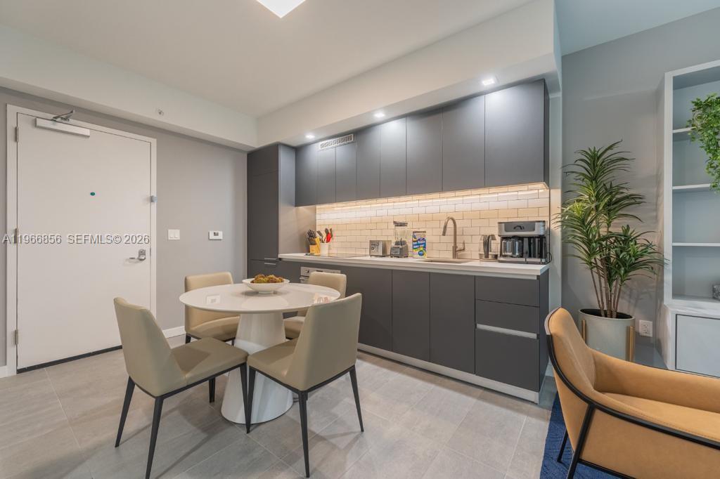 MAP OF MIAMI DADE CO. FL. - Residential