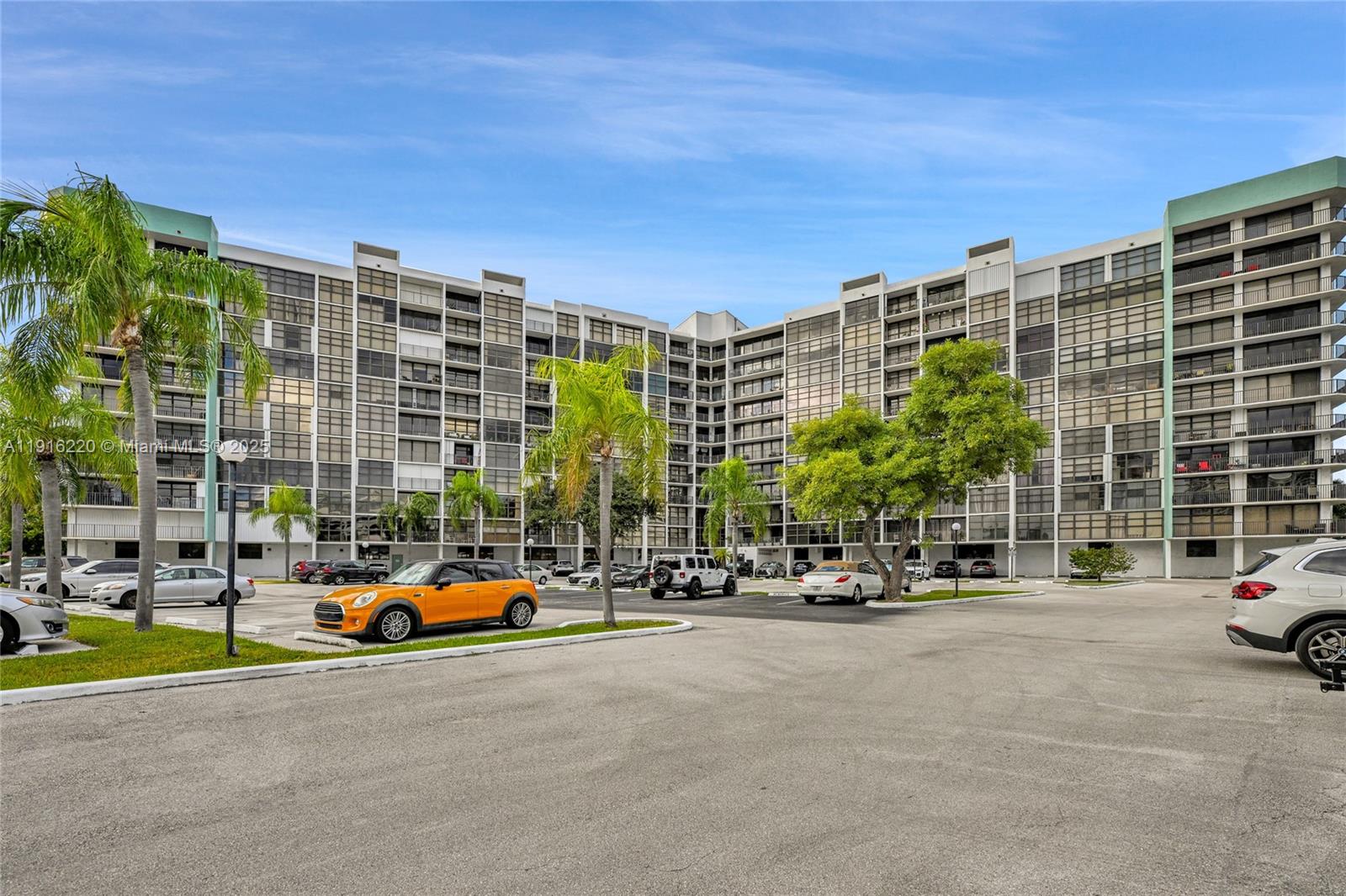 TOWERS OF OCEANVIEW EAST - Residential