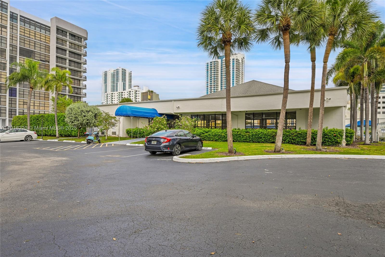 TOWERS OF OCEANVIEW EAST - Residential