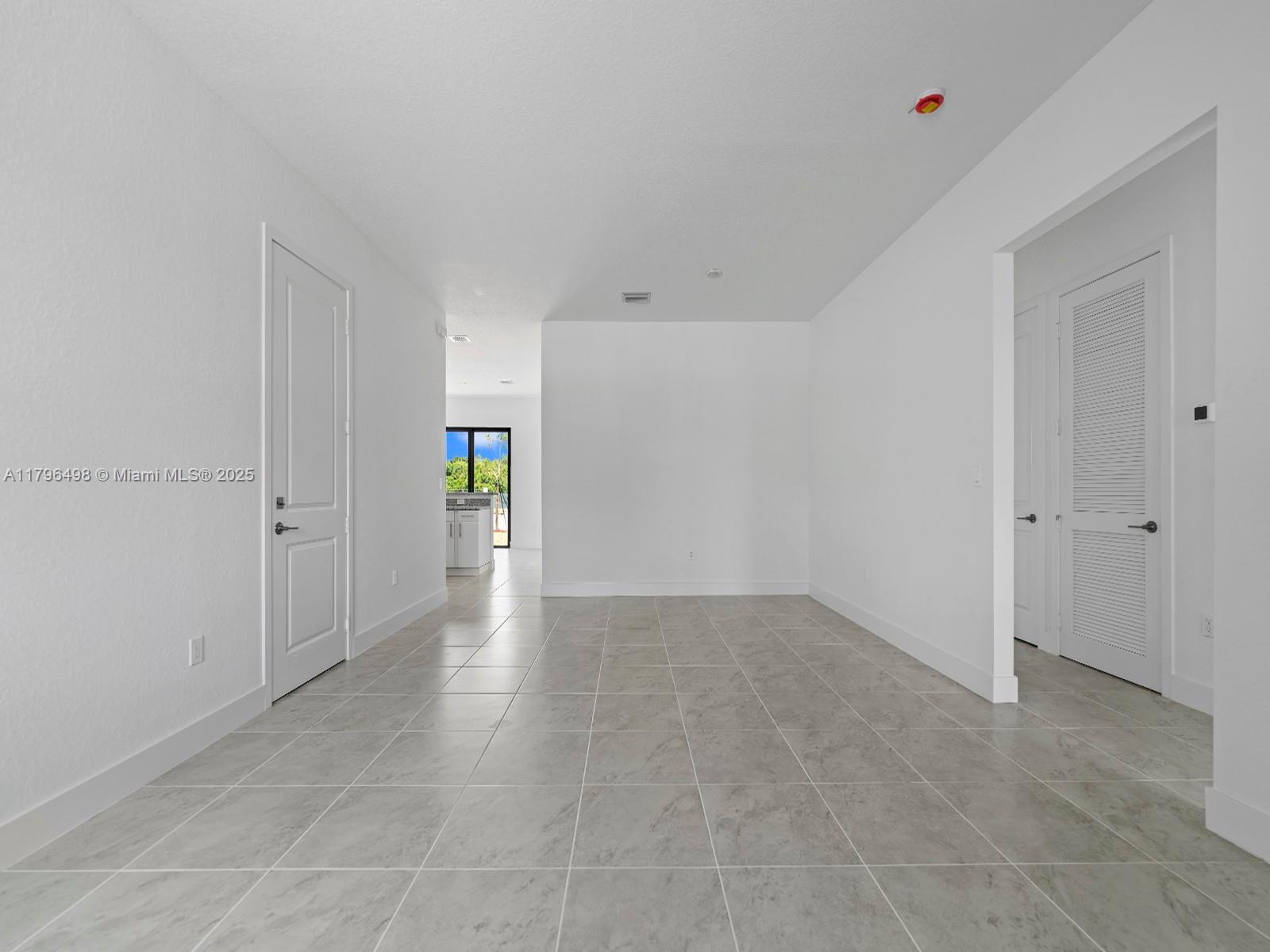 Highland Residences - Residential