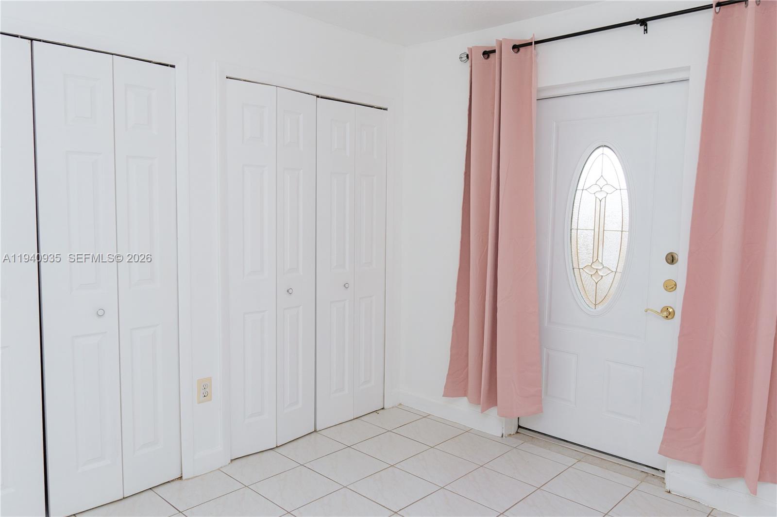 MONACO ESTATES 1ST ADDN - Residential