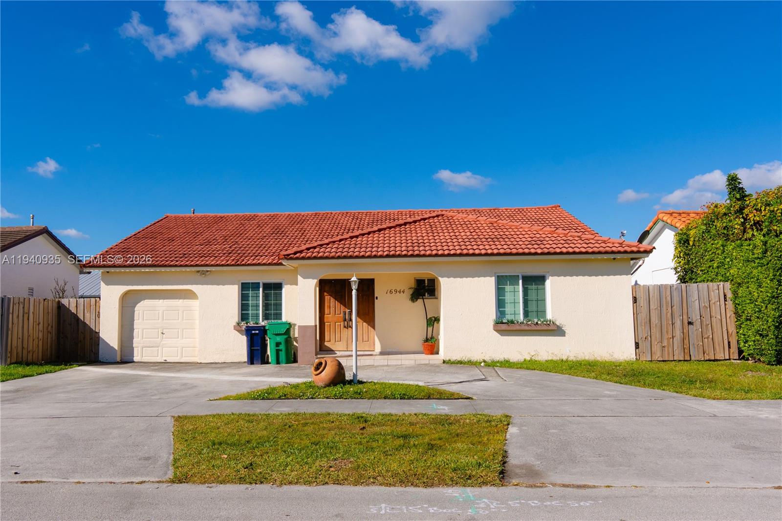 MONACO ESTATES 1ST ADDN - Residential