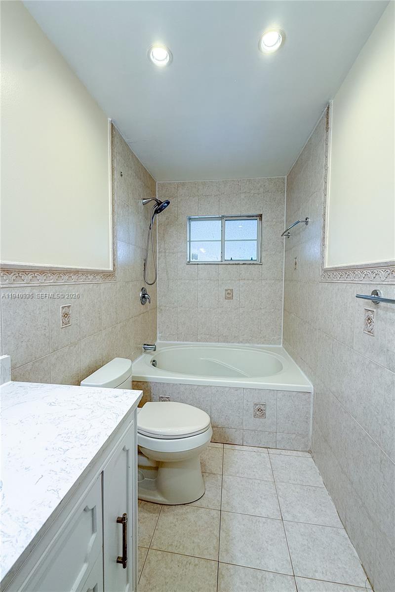 MONACO ESTATES 1ST ADDN - Residential