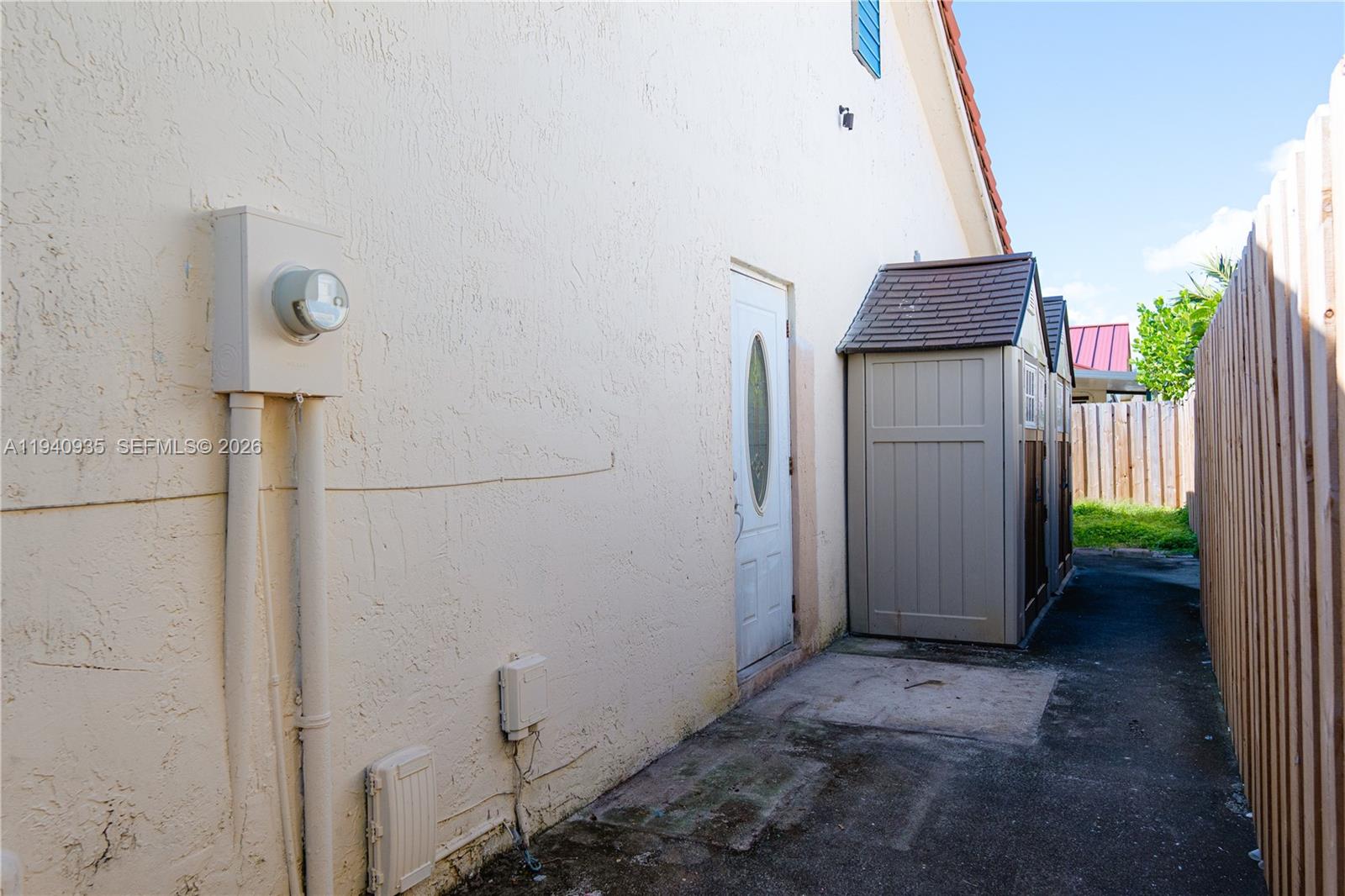 MONACO ESTATES 1ST ADDN - Residential