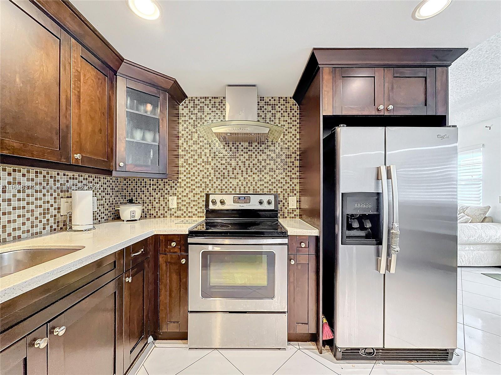 LINCOLN AT CENTURY VILLAG - Residential