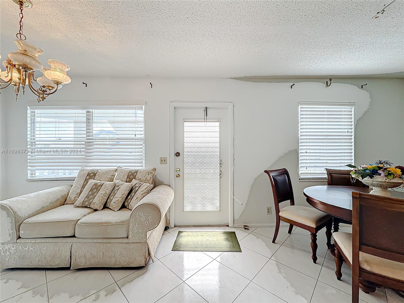 LINCOLN AT CENTURY VILLAG - Residential