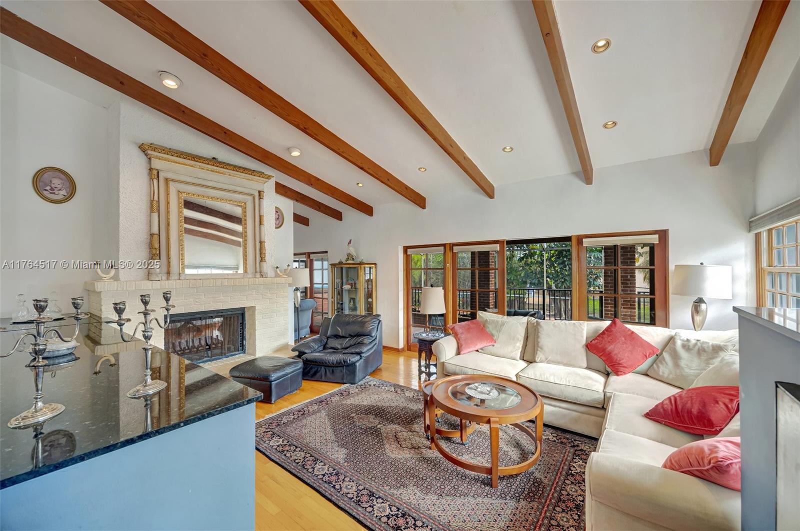 OLD CUTLER VILLAS - Residential