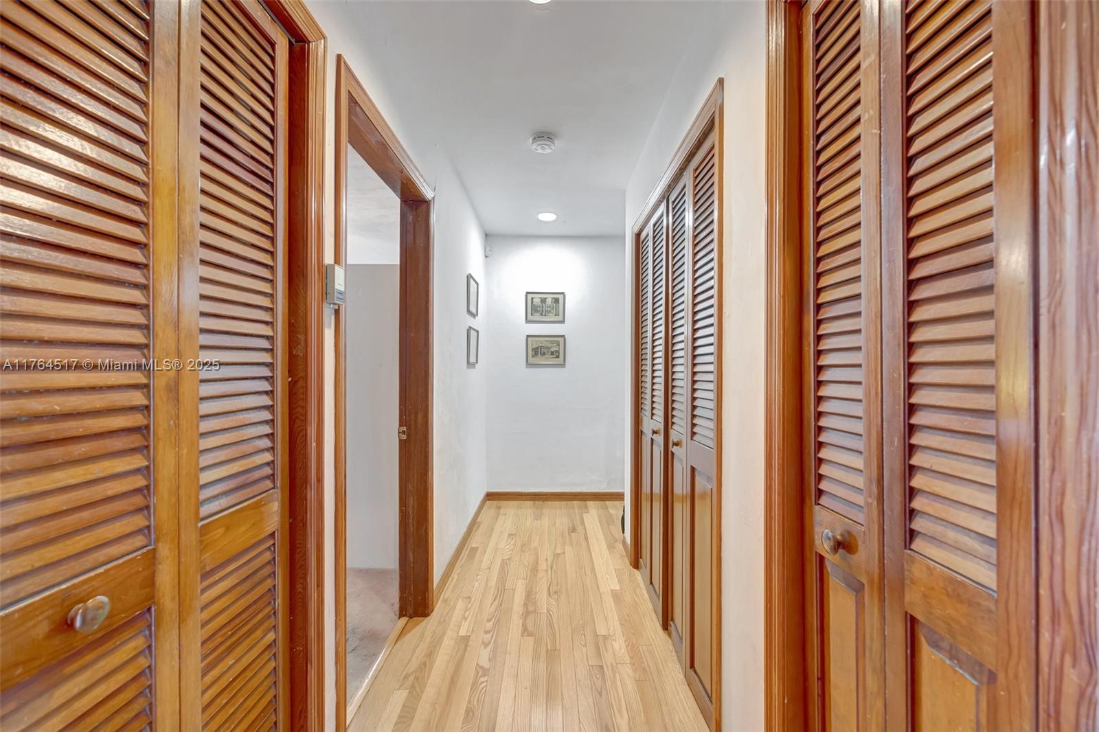 OLD CUTLER VILLAS - Residential