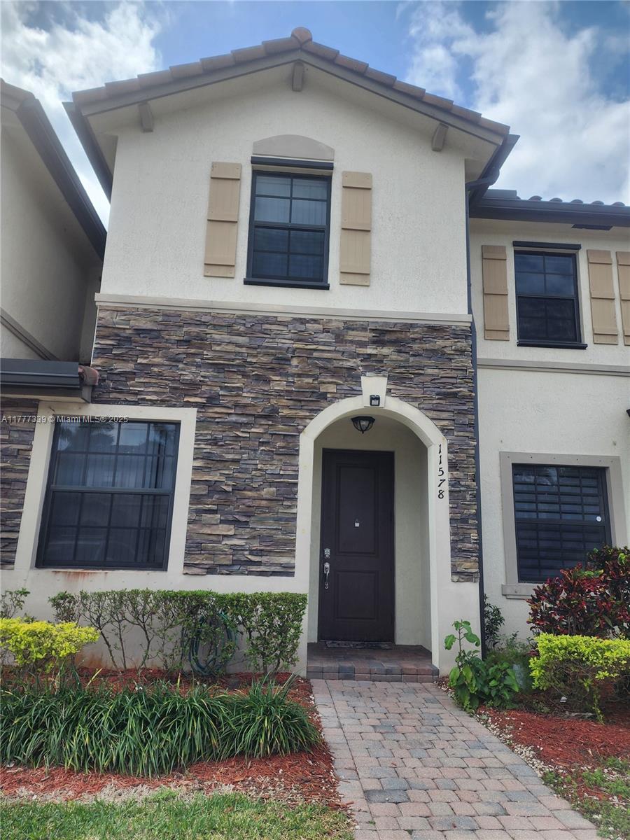 Property for Sale at 11578 Sw 248th Ter 1, Homestead, Miami-Dade County, Florida - Bedrooms: 3 
Bathrooms: 3  - $498,000