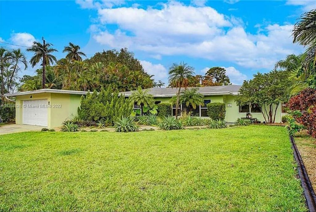 Photo of 1753 NE 18th St #1753, Fort Lauderdale, FL 33305 (MLS # A11307826)