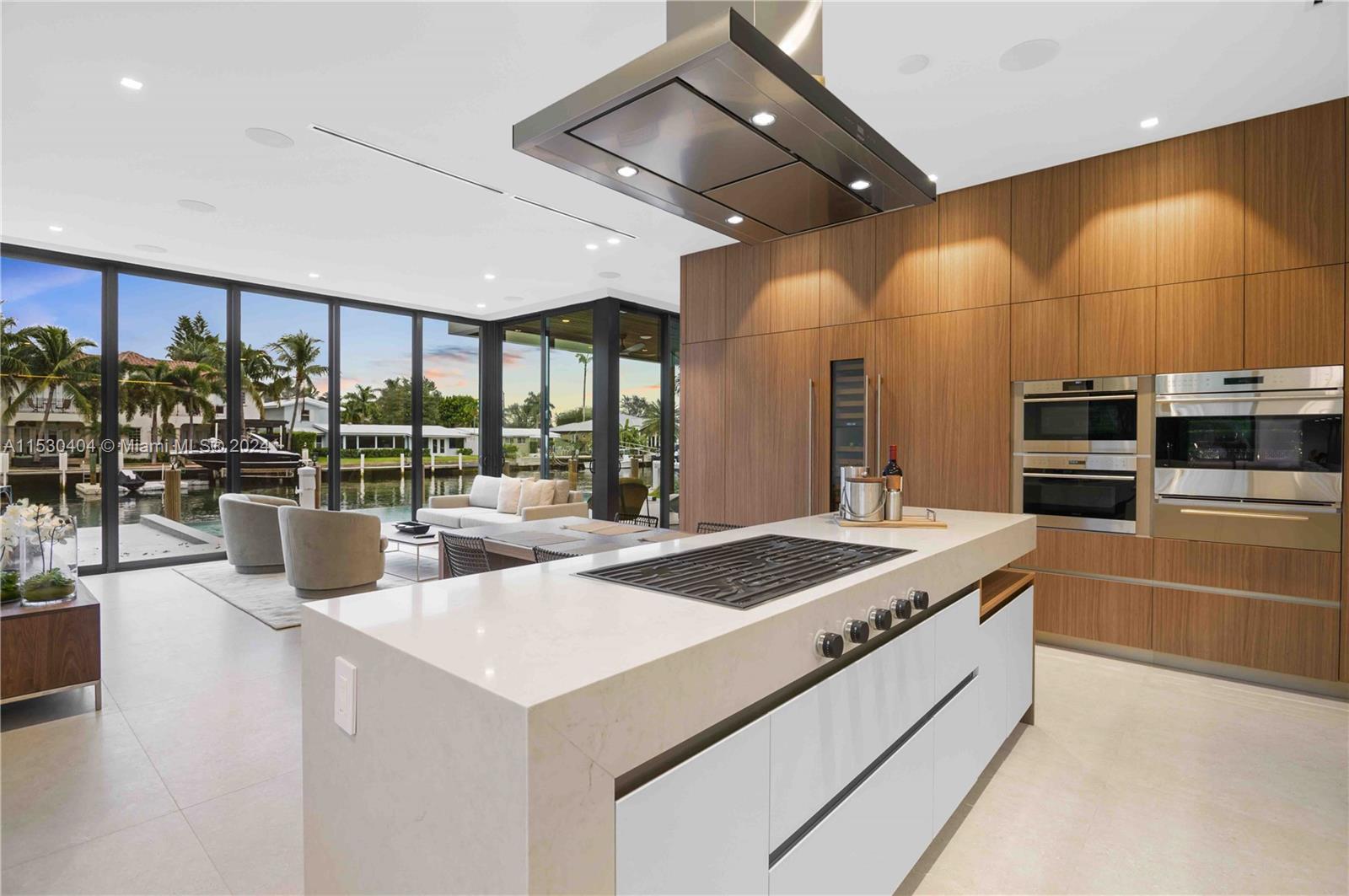 LAUDERDALE HARBORS SECTIO - Residential Lease