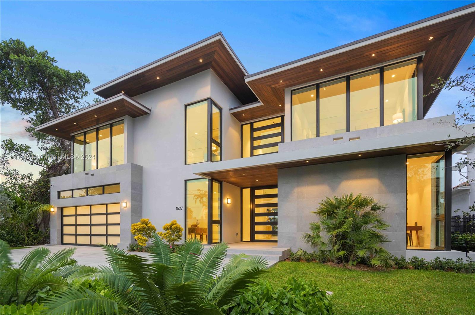 LAUDERDALE HARBORS SECTIO - Residential Lease