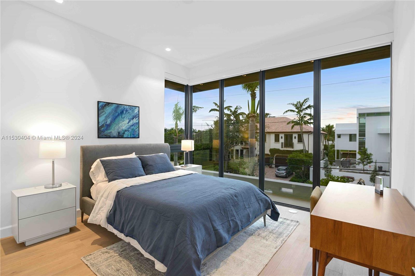 LAUDERDALE HARBORS SECTIO - Residential Lease