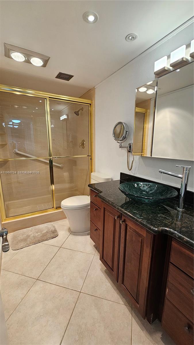 HEMISPHERES CONDO - Residential