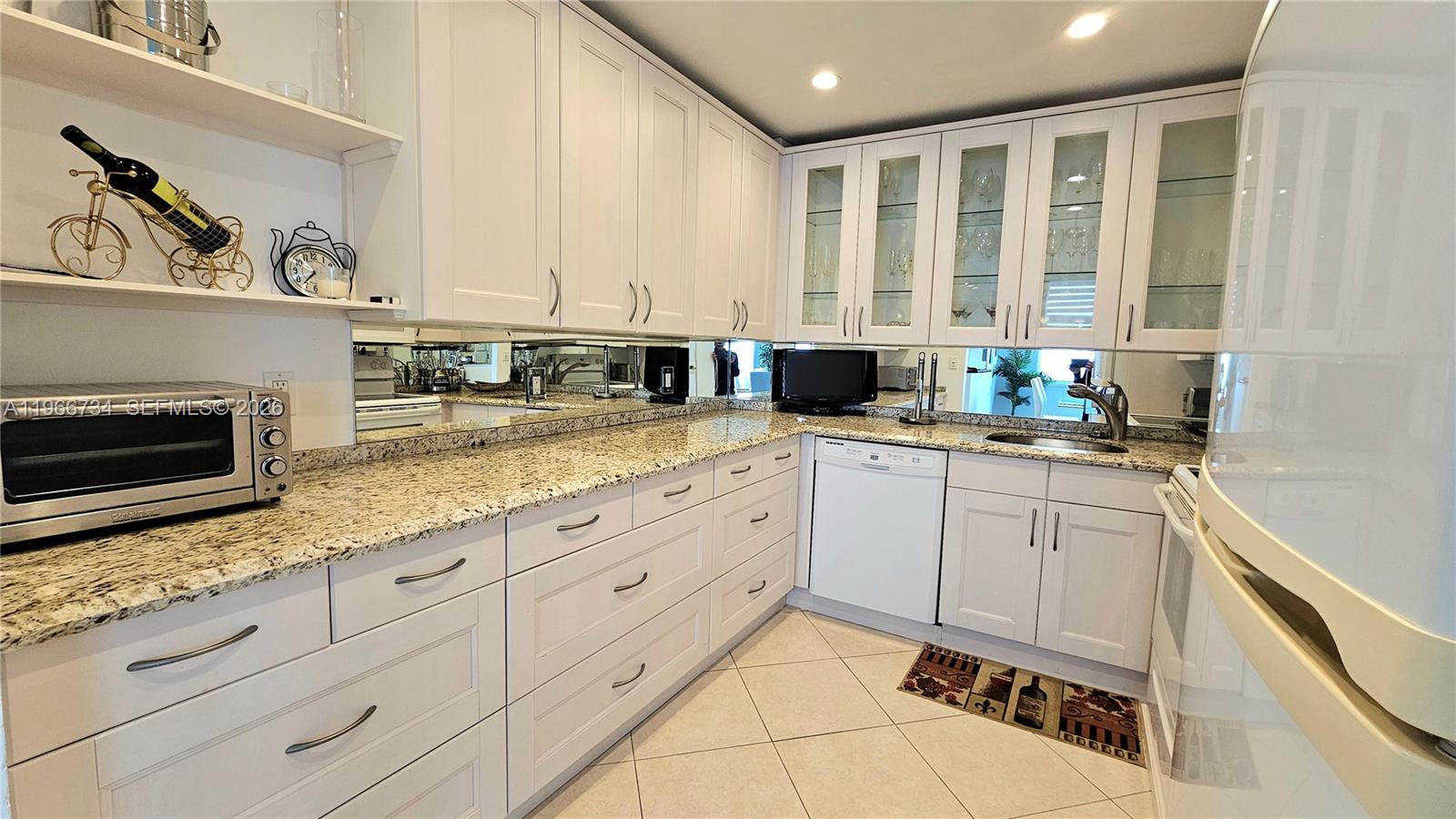 HEMISPHERES CONDO - Residential