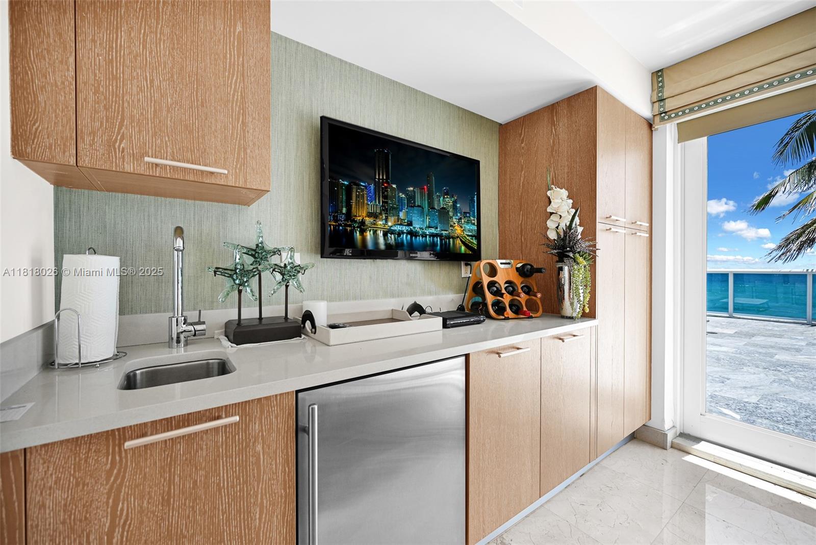 2711 S Ocean Drive 203