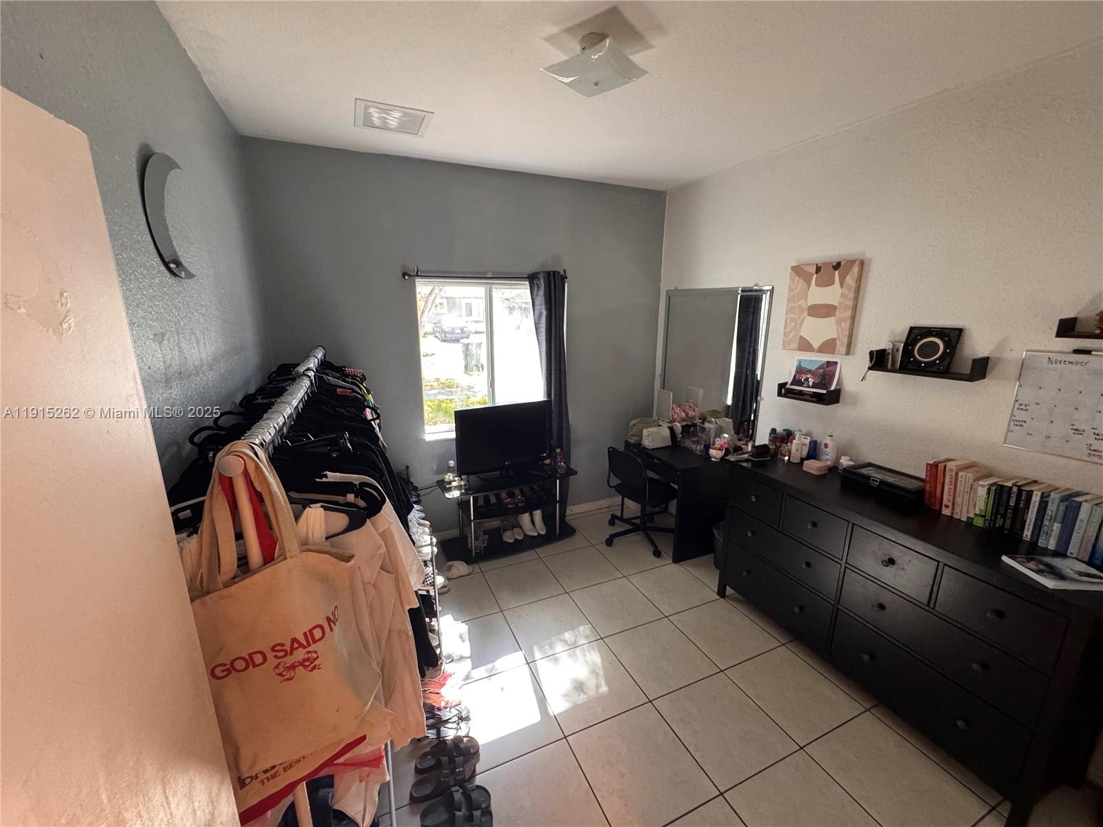 TENNESSEE ESTATES - Residential