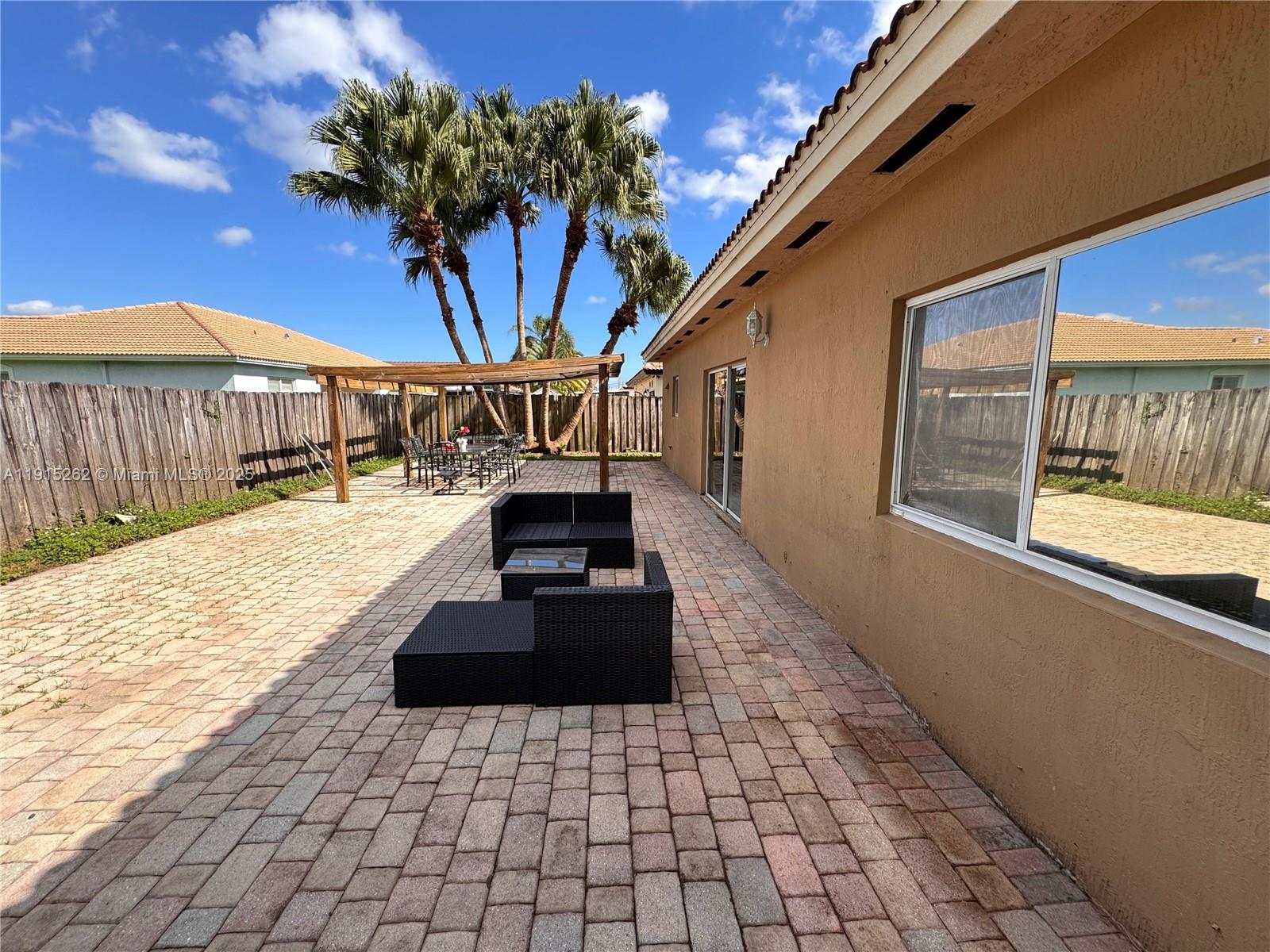 TENNESSEE ESTATES - Residential