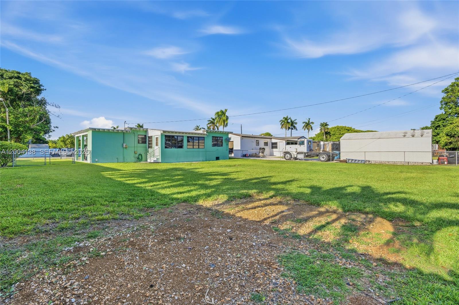 SOUTHLAND HOMES MANOR - Residential