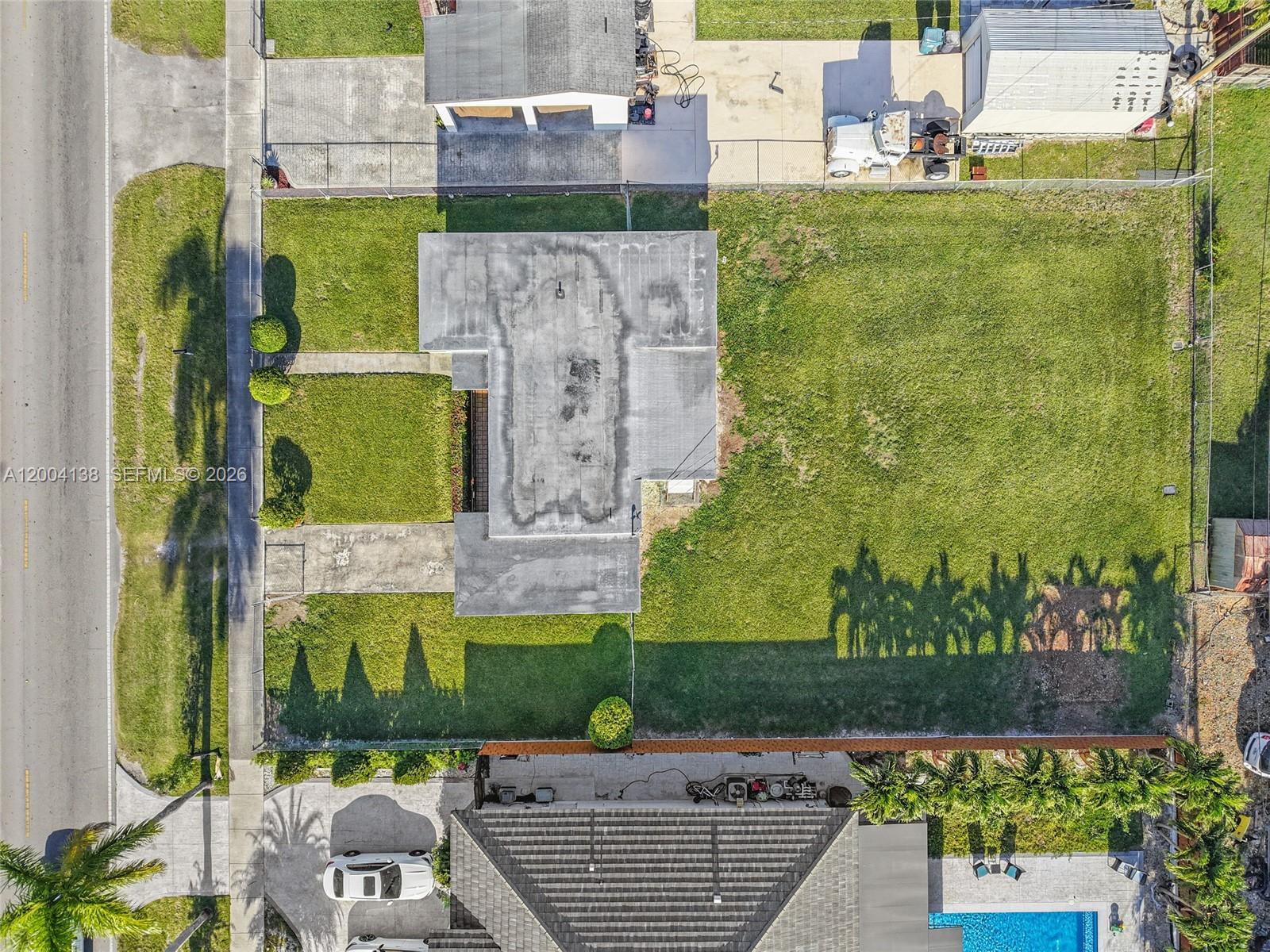 SOUTHLAND HOMES MANOR - Residential