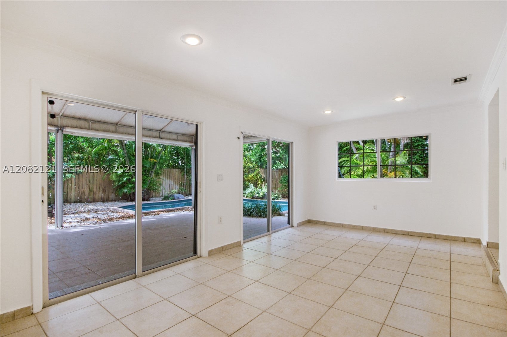 119 Harbor Dr