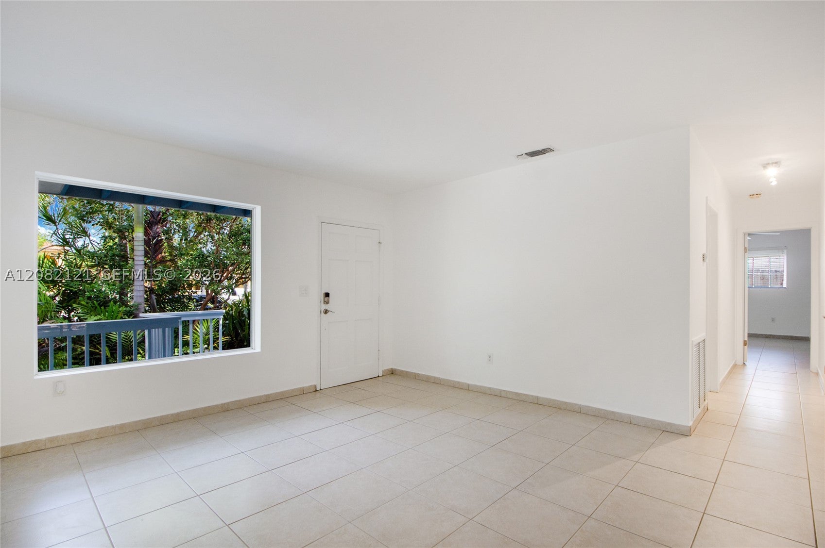 119 Harbor Dr