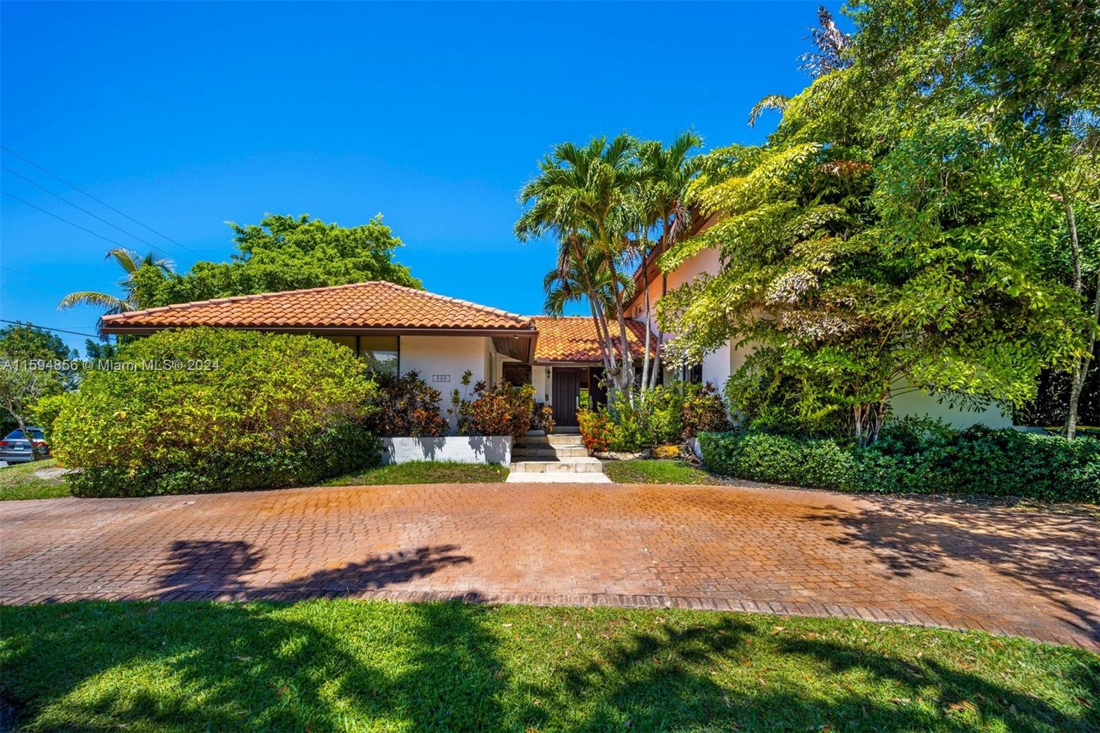 Property for Sale at 755 Harbor Drive Dr, Key Biscayne, Miami-Dade County, Florida - Bedrooms: 5 
Bathrooms: 6  - $3,990,000
