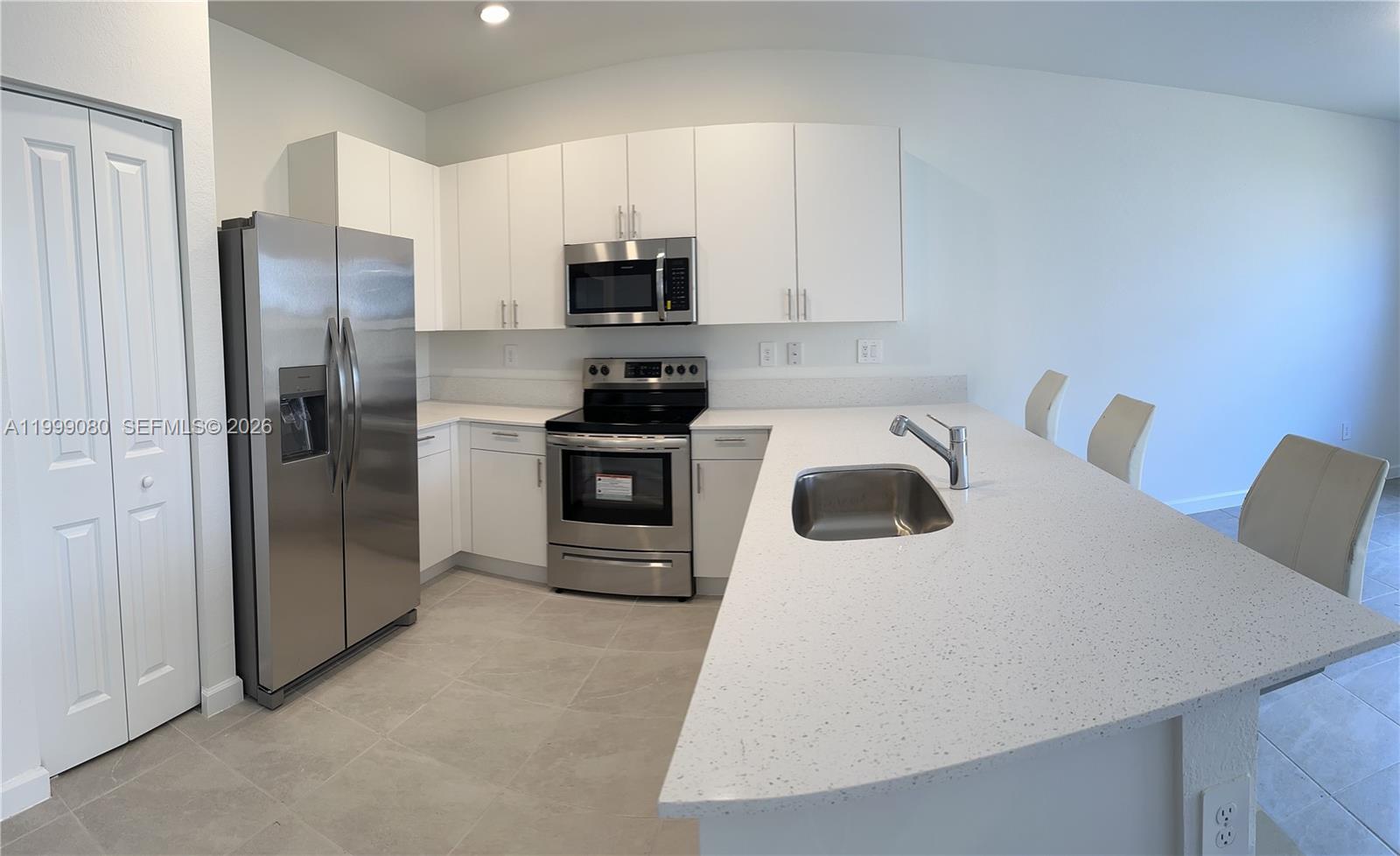 SILVER PALM RESIDENTIAL H - Residential