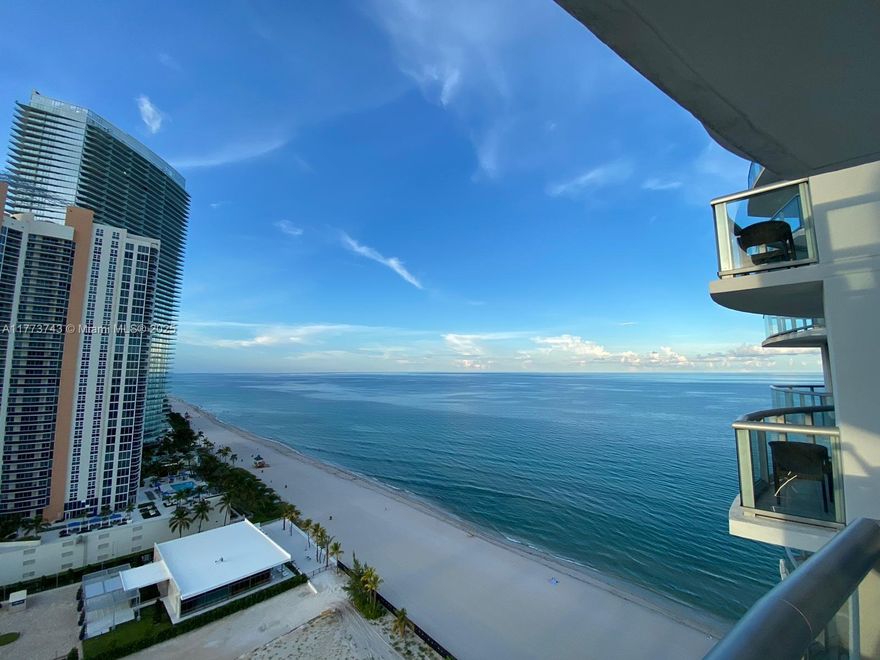 Marenas resort Condo Hotel on the beach side. Ocean view. Fully furnished. Full services. Daily rentals, Airbnb or Hotel Program. Full amenities.