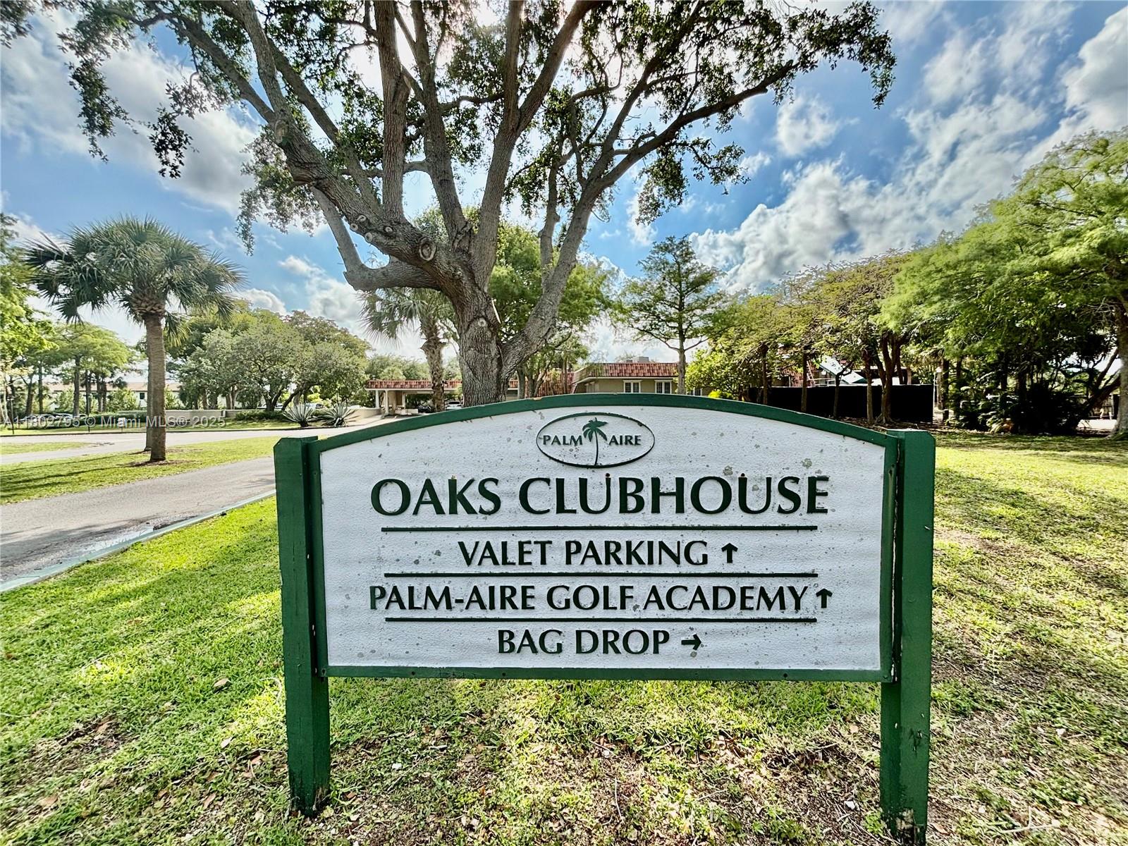 NO 34 PALM-AIRE COUNTRY C - Residential