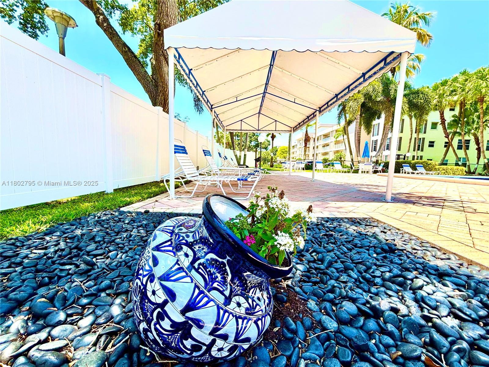 NO 34 PALM-AIRE COUNTRY C - Residential