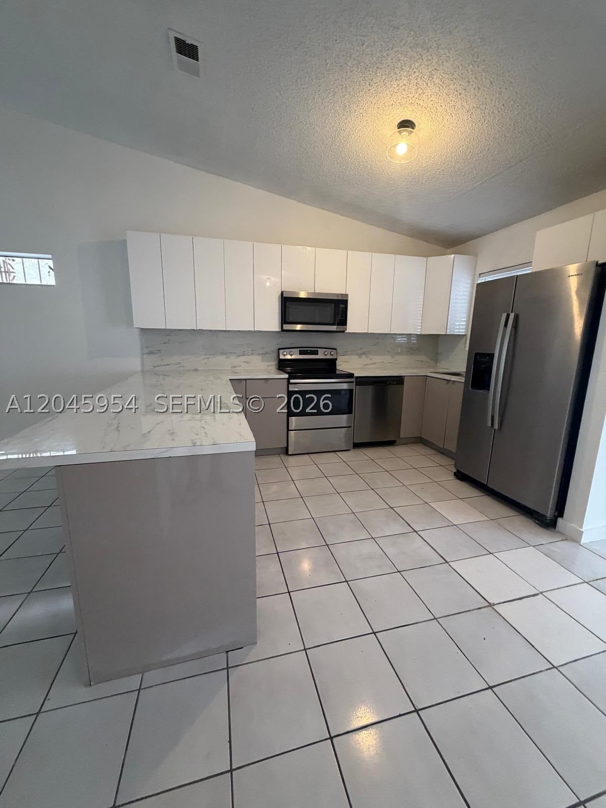10364 NW 128th Ter