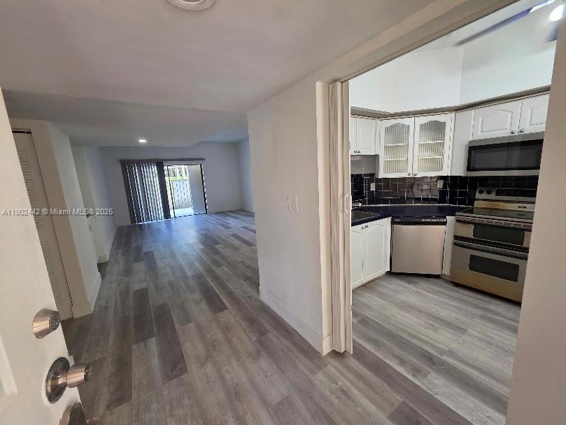 ELAN AT CALUSA CONDO XV - Residential Lease