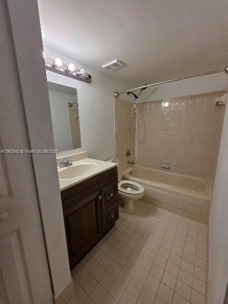 ELAN AT CALUSA CONDO XV - Residential Lease