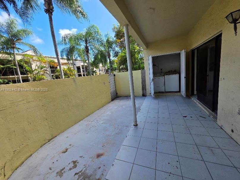 ELAN AT CALUSA CONDO XV - Residential Lease