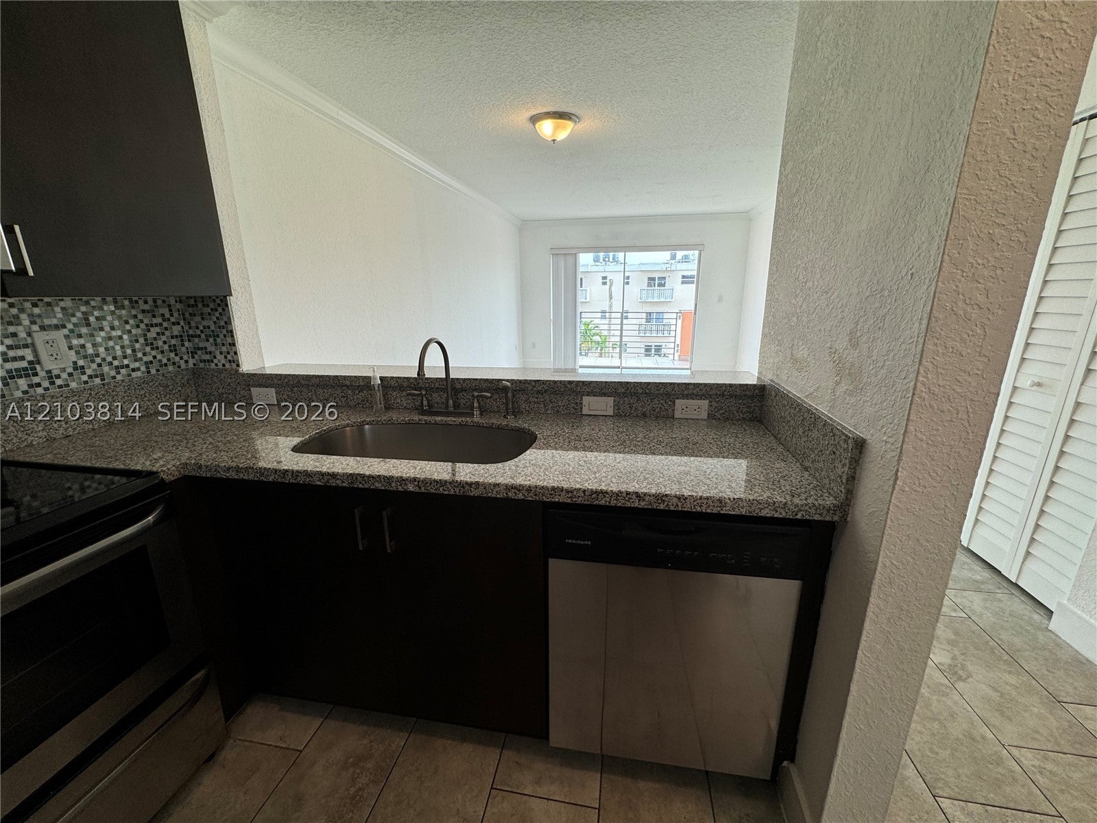 365 NE 125th St 401
