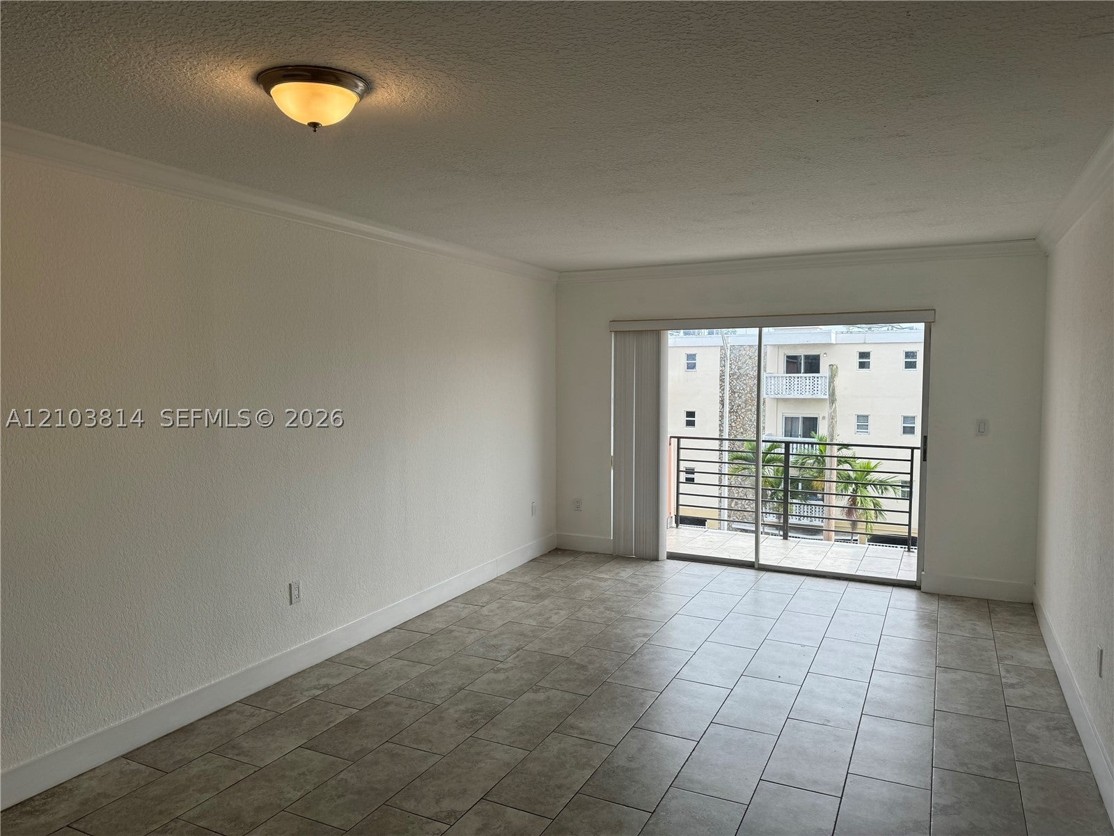 365 NE 125th St 401