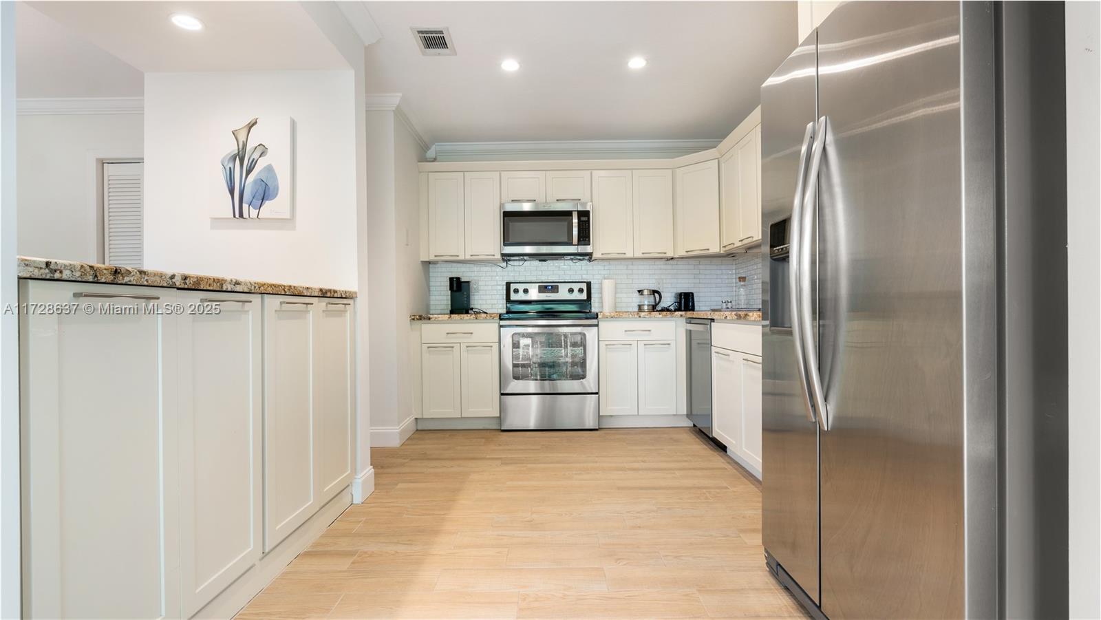 PLUM AT BOCA POINTE CONDO - Residential Lease