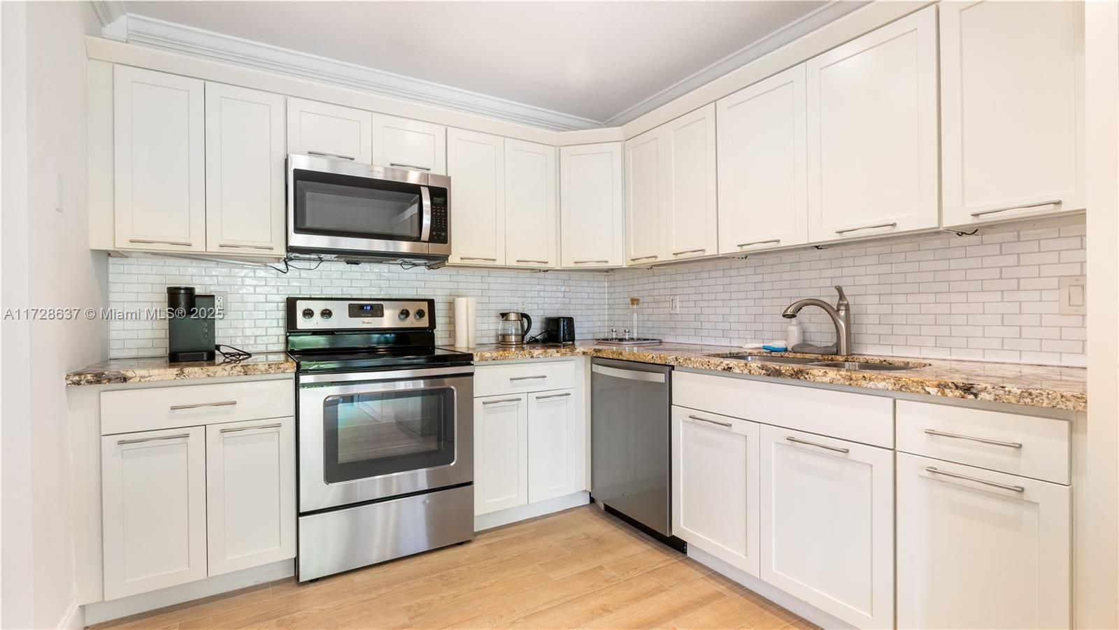 PLUM AT BOCA POINTE CONDO - Residential Lease