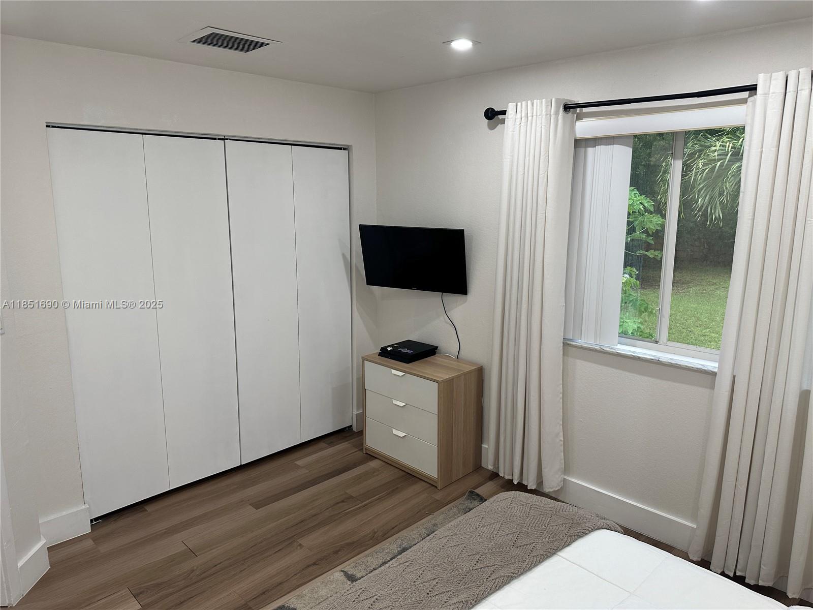 Biscayne Gardens - Residential