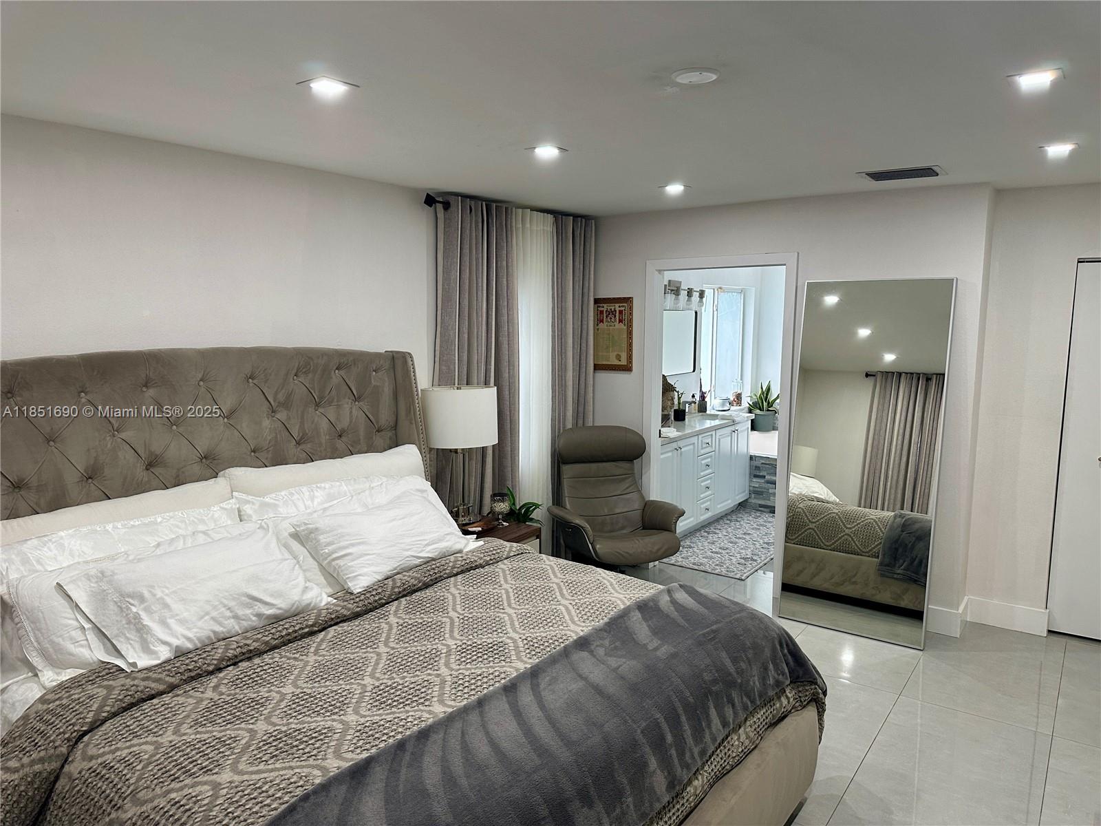 Biscayne Gardens - Residential