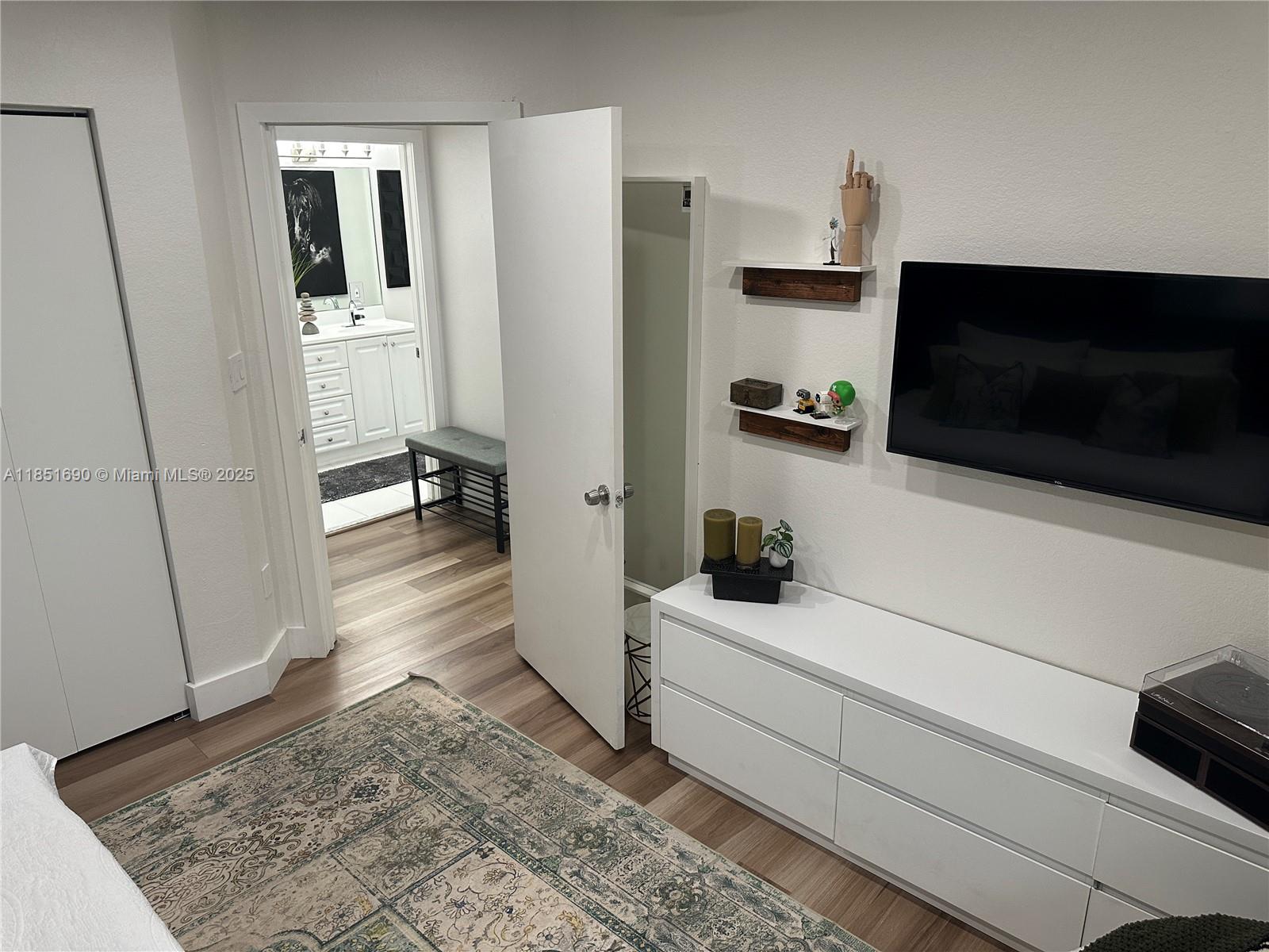 Biscayne Gardens - Residential