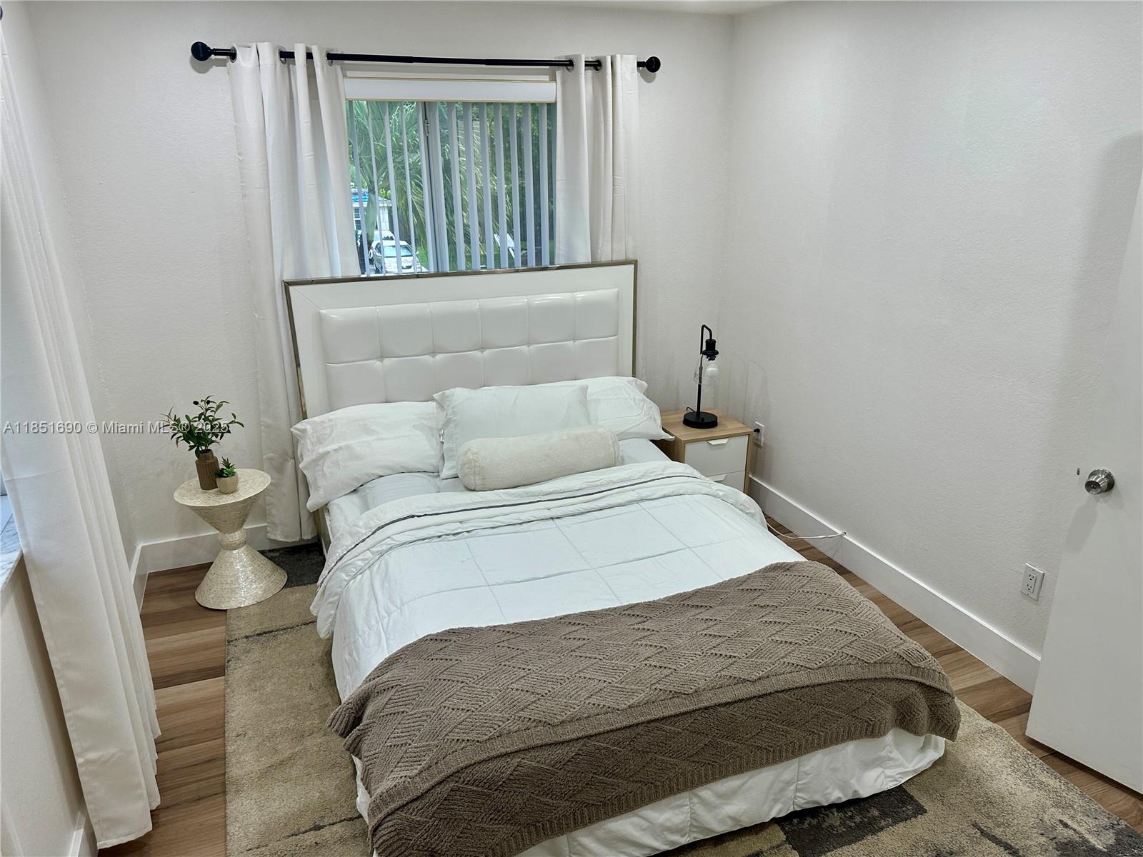 Biscayne Gardens - Residential